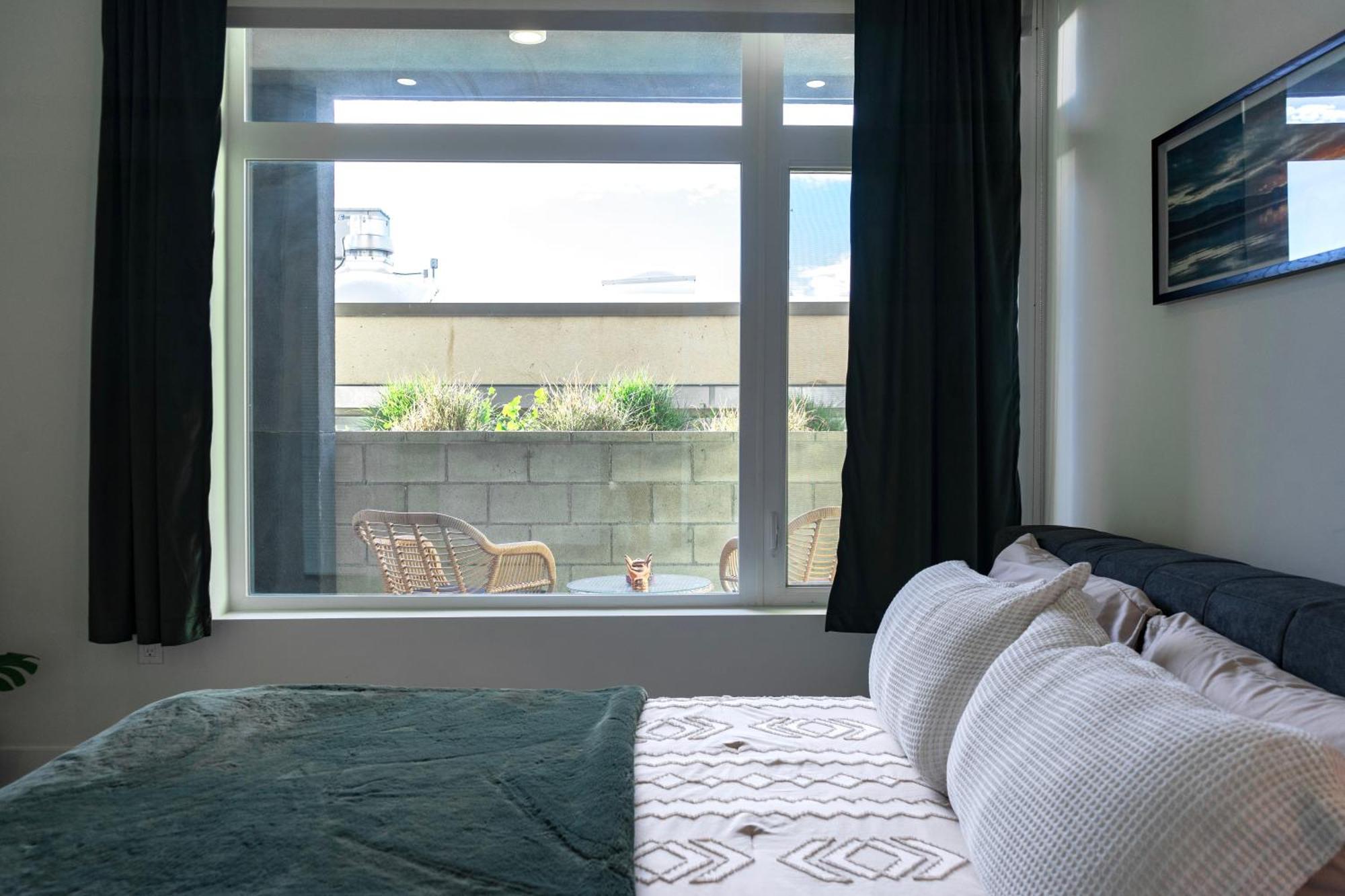 Hollywood 1 Bed With Free Parking On Sunset Blvd Apartment Los Angeles